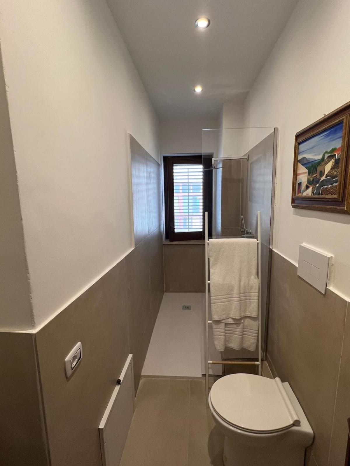 Kamer met Kingsize Bed en Balkon